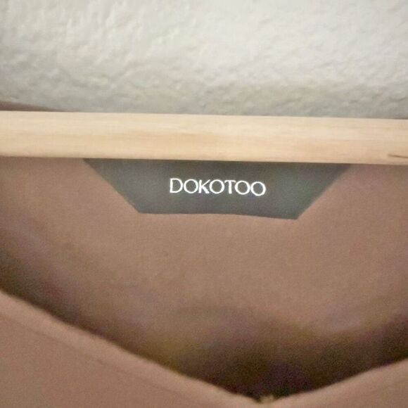 Women's Brown Ruffle Sleeve Top - Picture 5 of 8